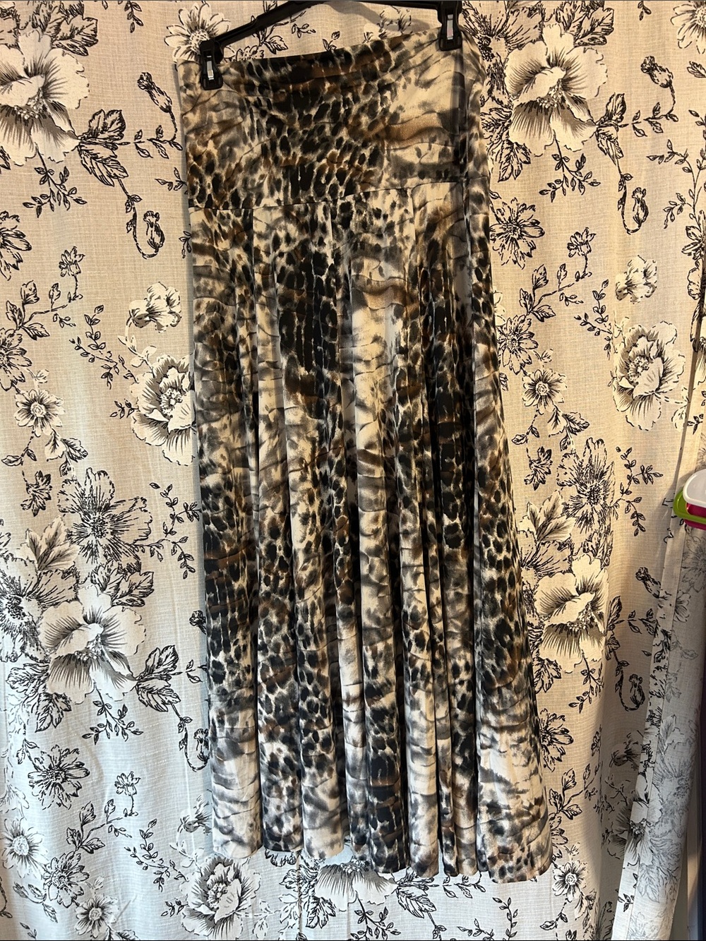 Animal Print Pleated Maxi Skirt - Brown & Black